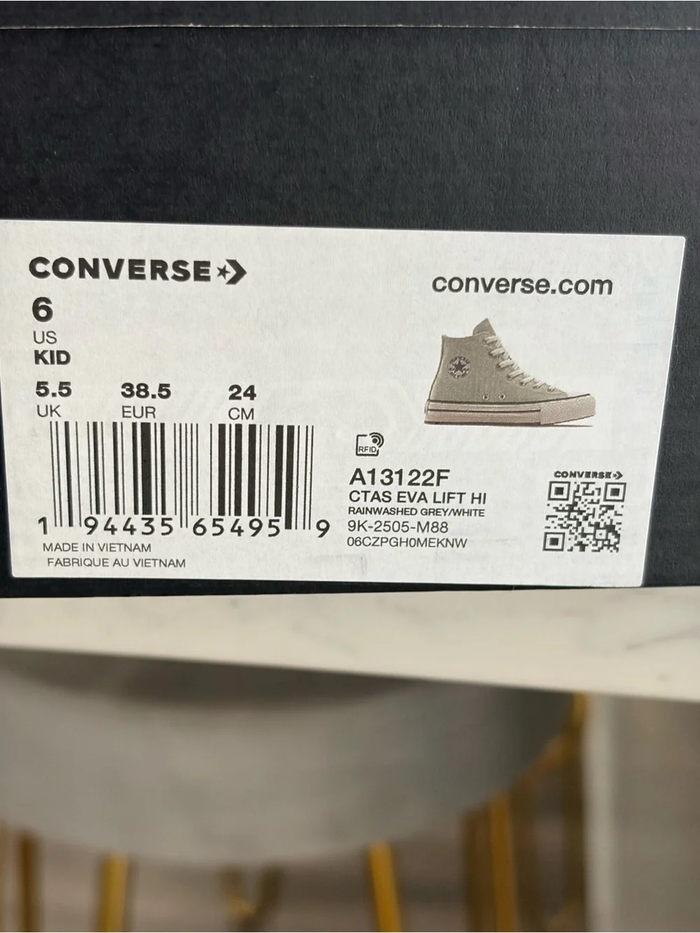 Converse high top